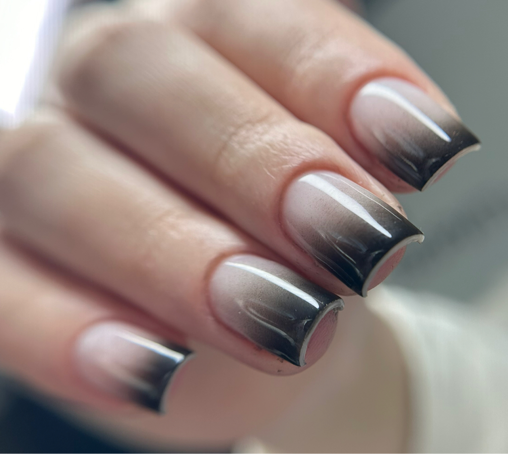 Маникюр+гель-лак+ дизайн аэрография