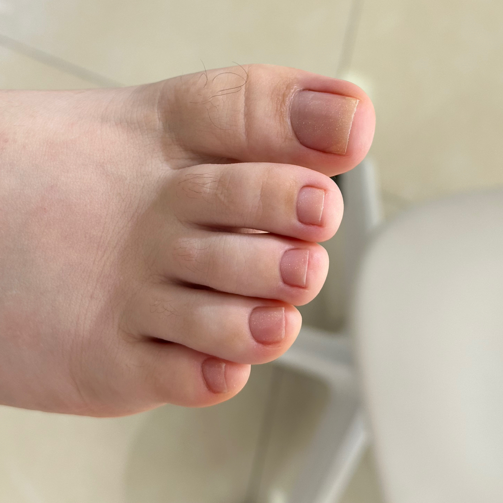 педикюр аппаратный без покрытия  (без обработки стоп)