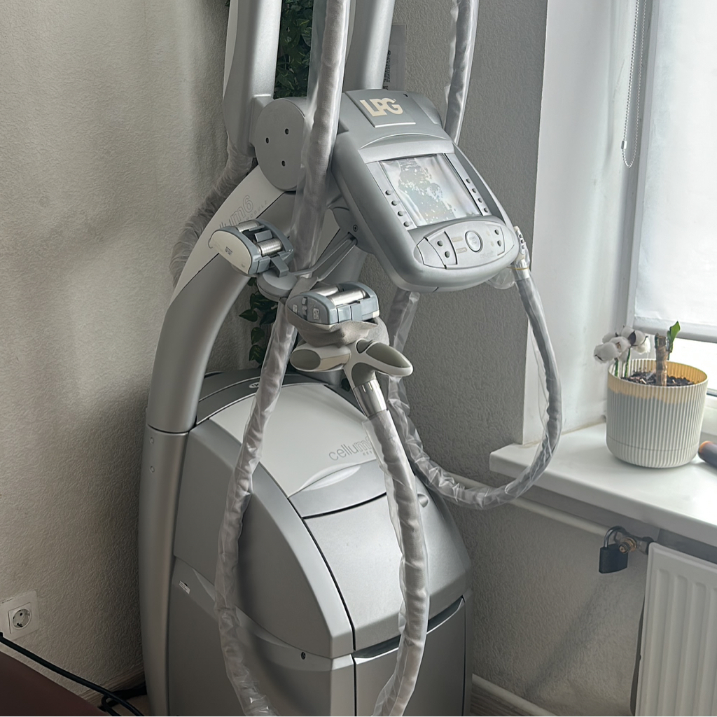 LPG  - 30 минут + 5 минут в подарок 🎁  
Абонемент -2200  
Разово 2500  
❗️Внимание костюм при покупка абонемента мы дарим😍