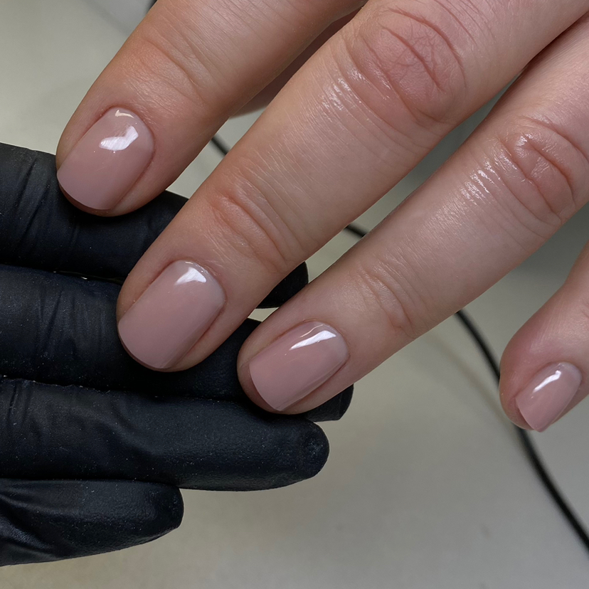 Маникюр + покрытие гель лак  (Без укрепления)