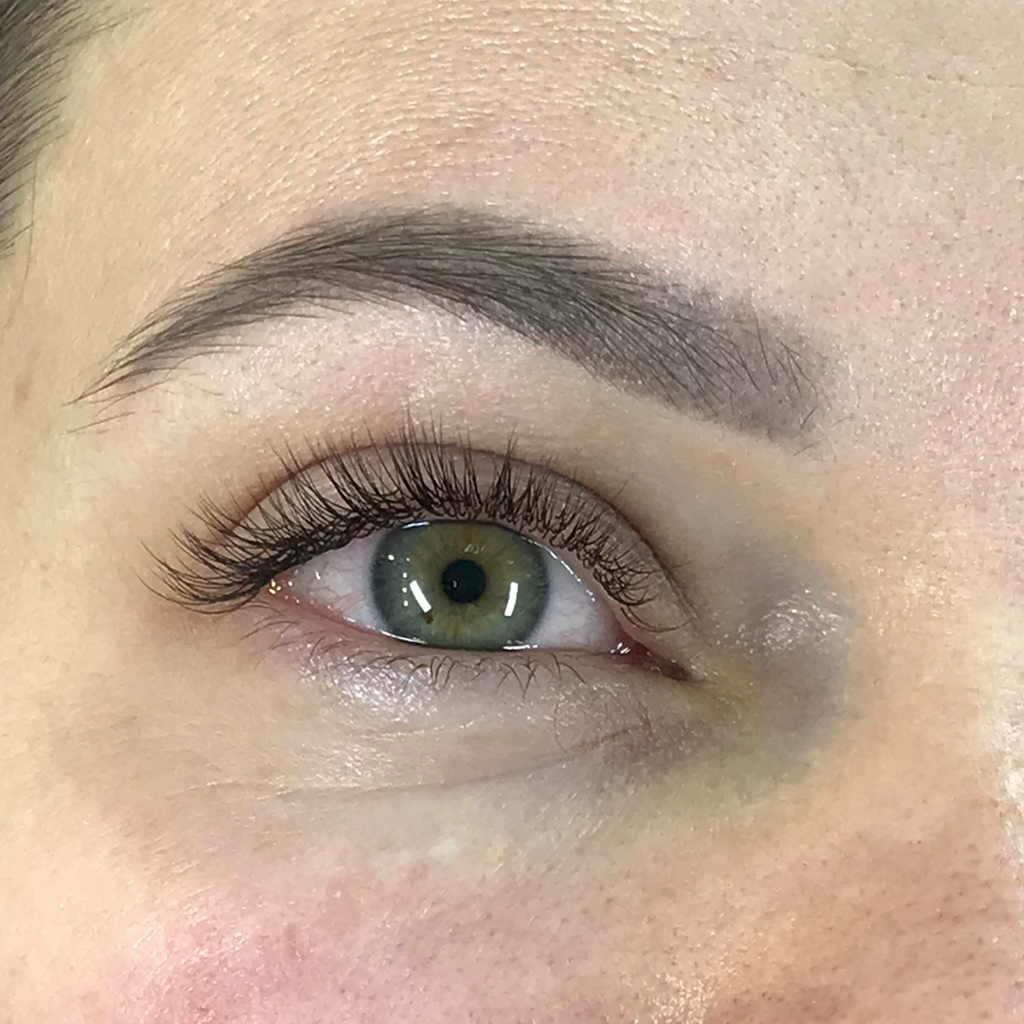 Наращивание ресниц 1D