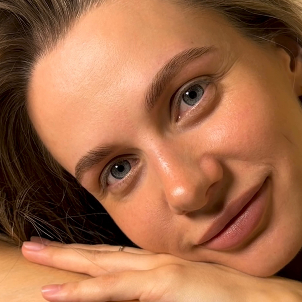 Коррекция + окрашивание бровей