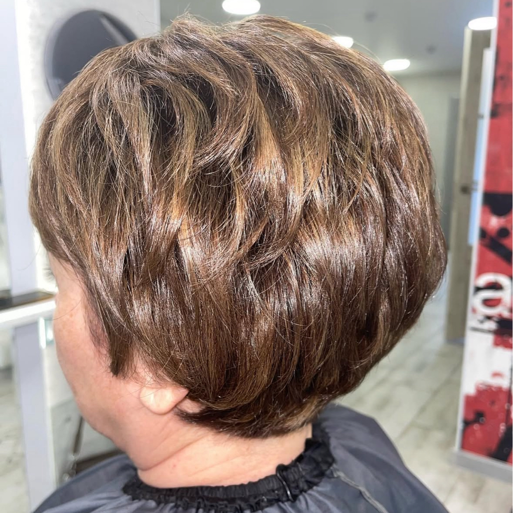 Стрижка женская