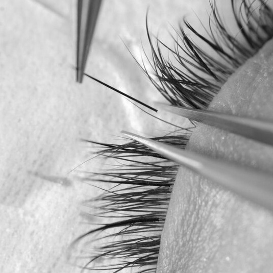 Коррекция ресниц