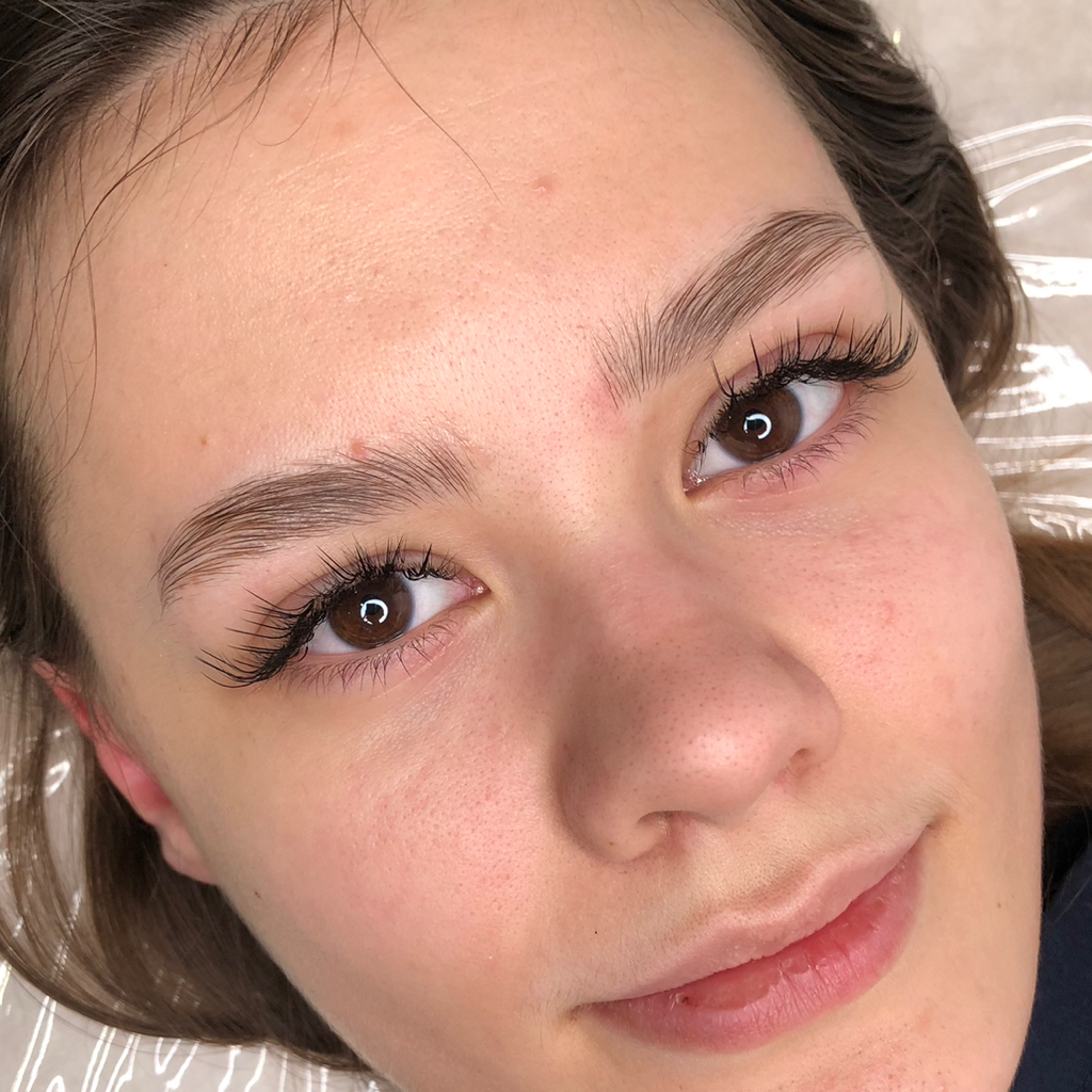 Ламинирование бровей+коррекция пинцетом (Лёжа)