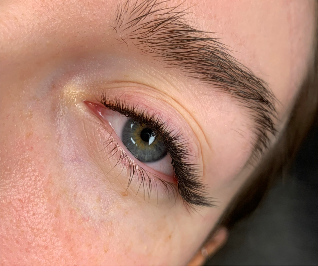 Наращивание ресниц «2Д»