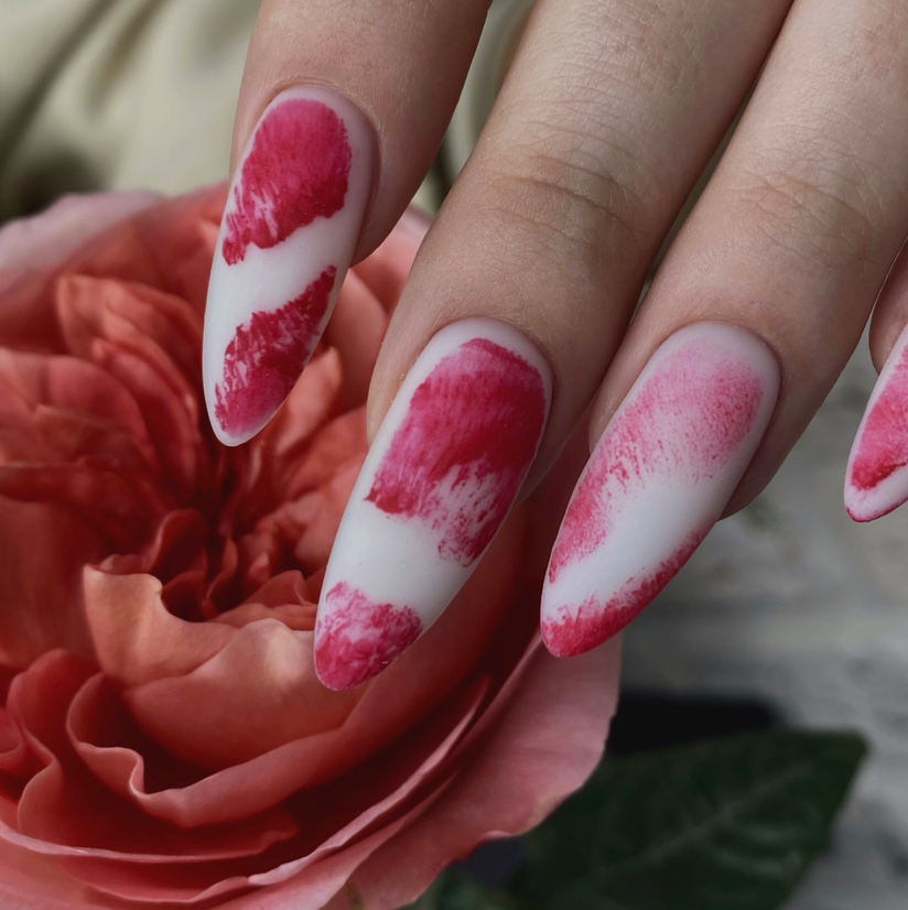 Маникюр с покрытием гель-лак