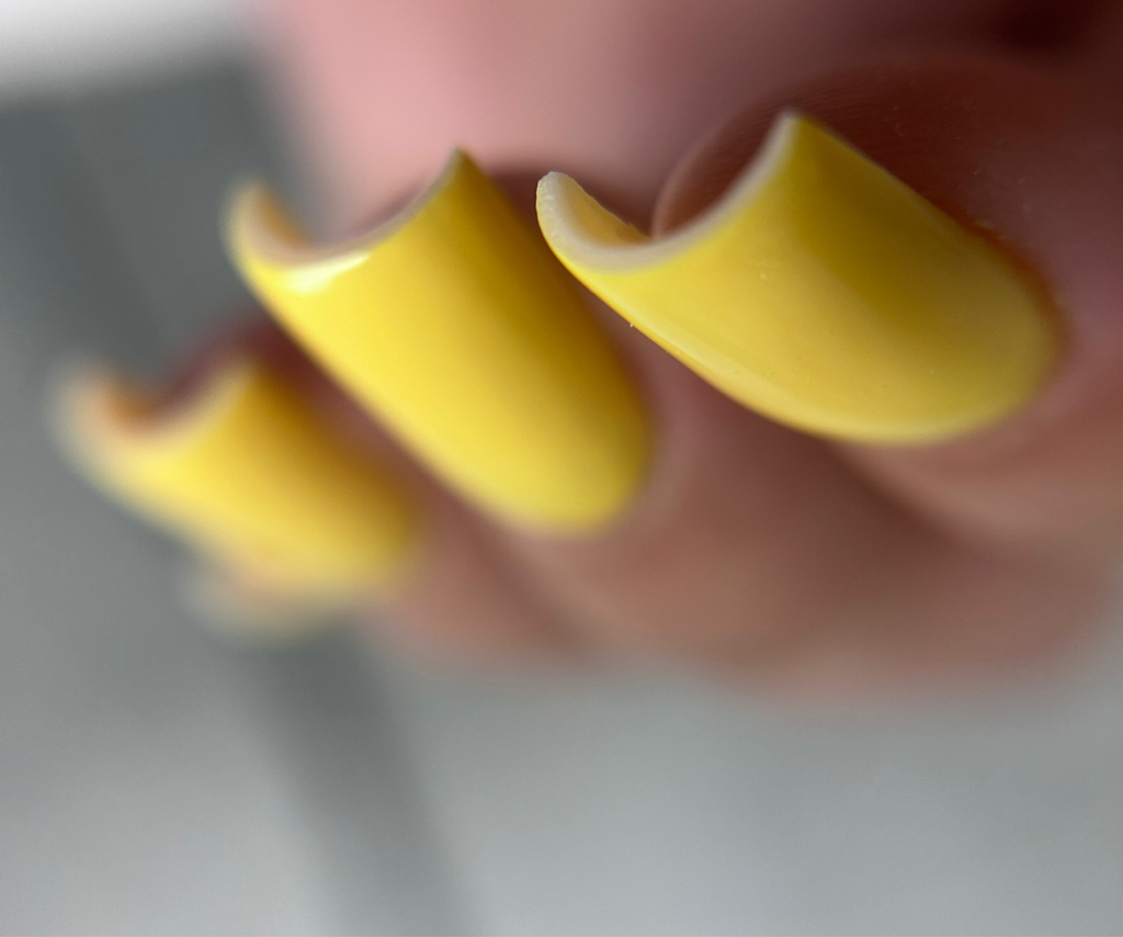 Маникюр с реставрацией