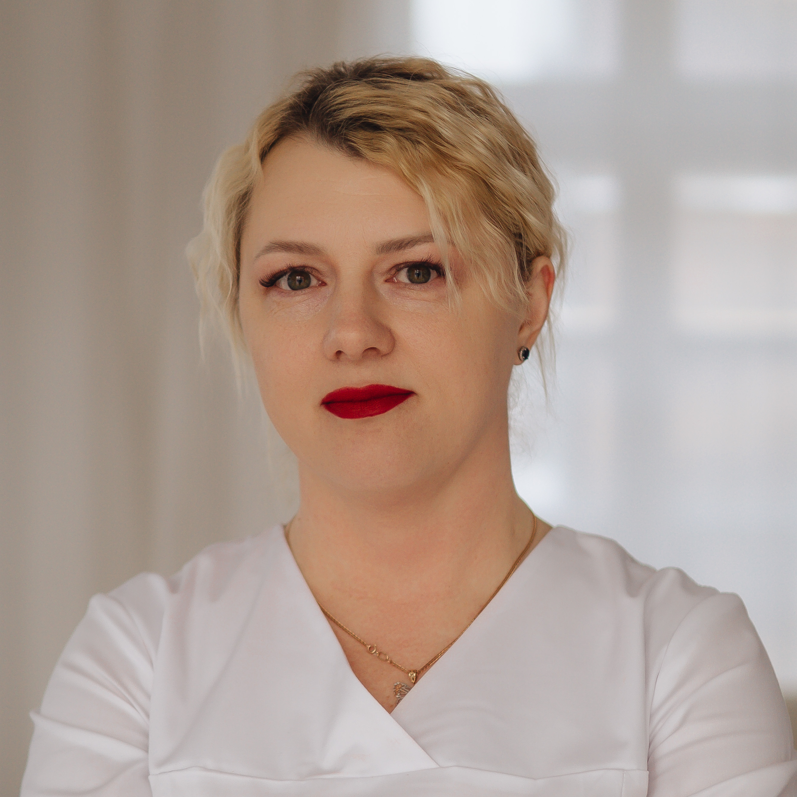 Ф. Елена