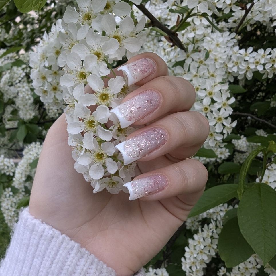 Коррекция нарощенных ногтей