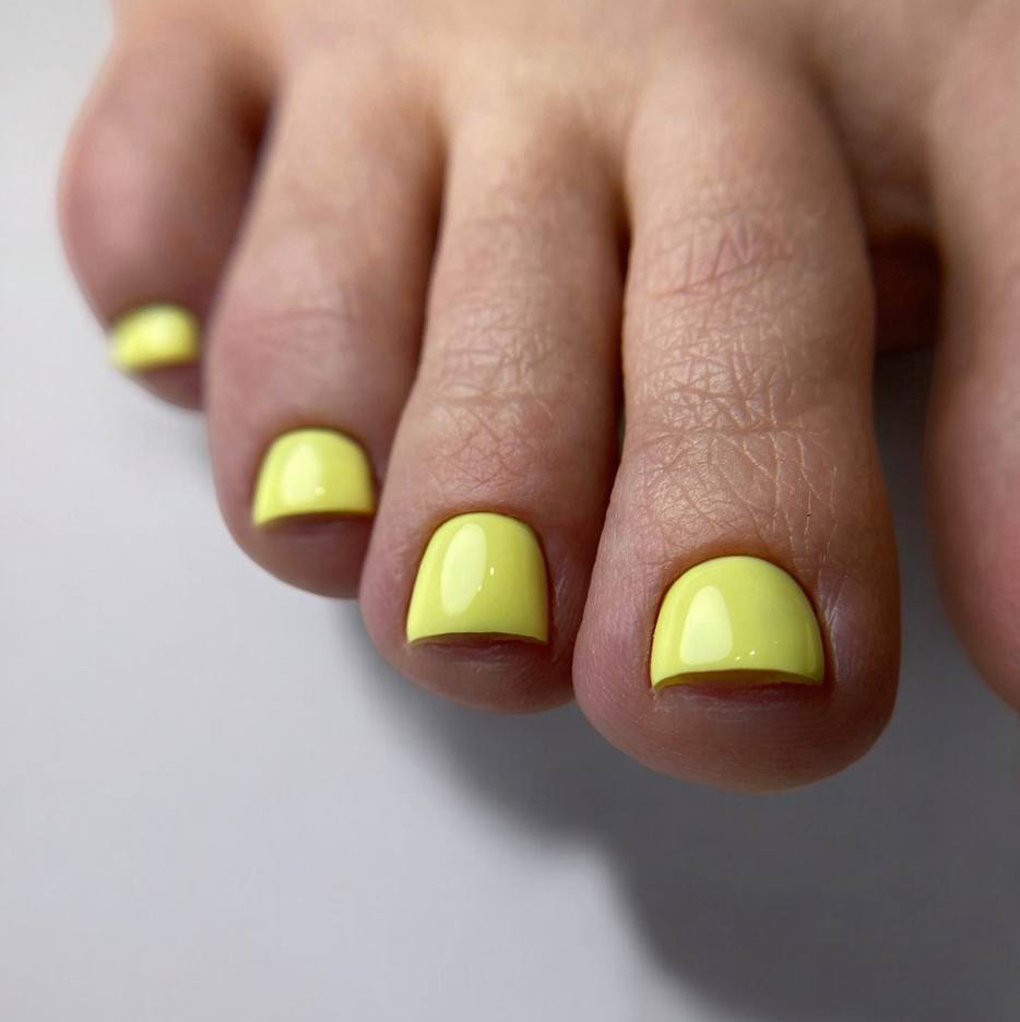 Педикюр с покрытием без обработки стопы