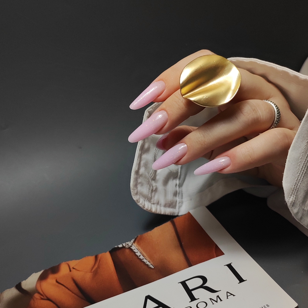 Наращивание ногтей