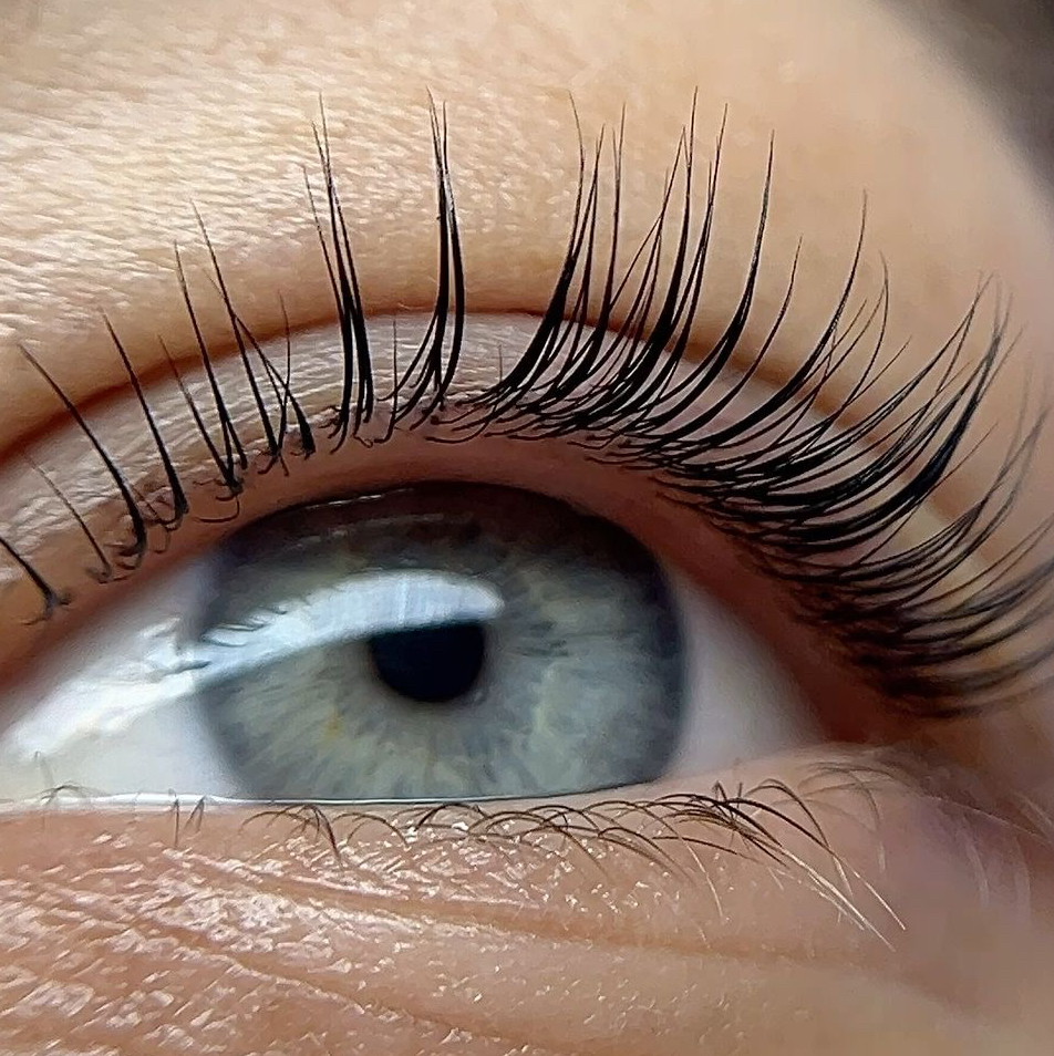 Окрашивание ресниц