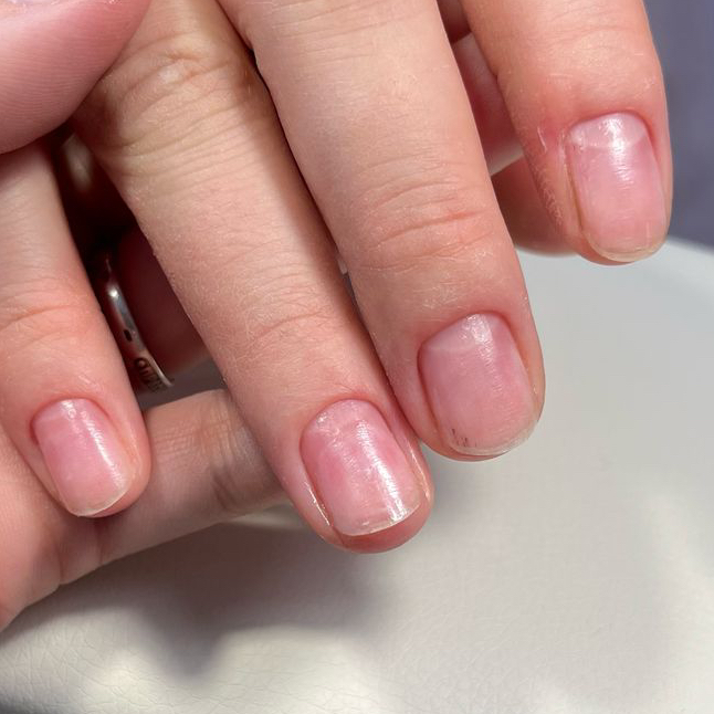 Маникюр без покрытия