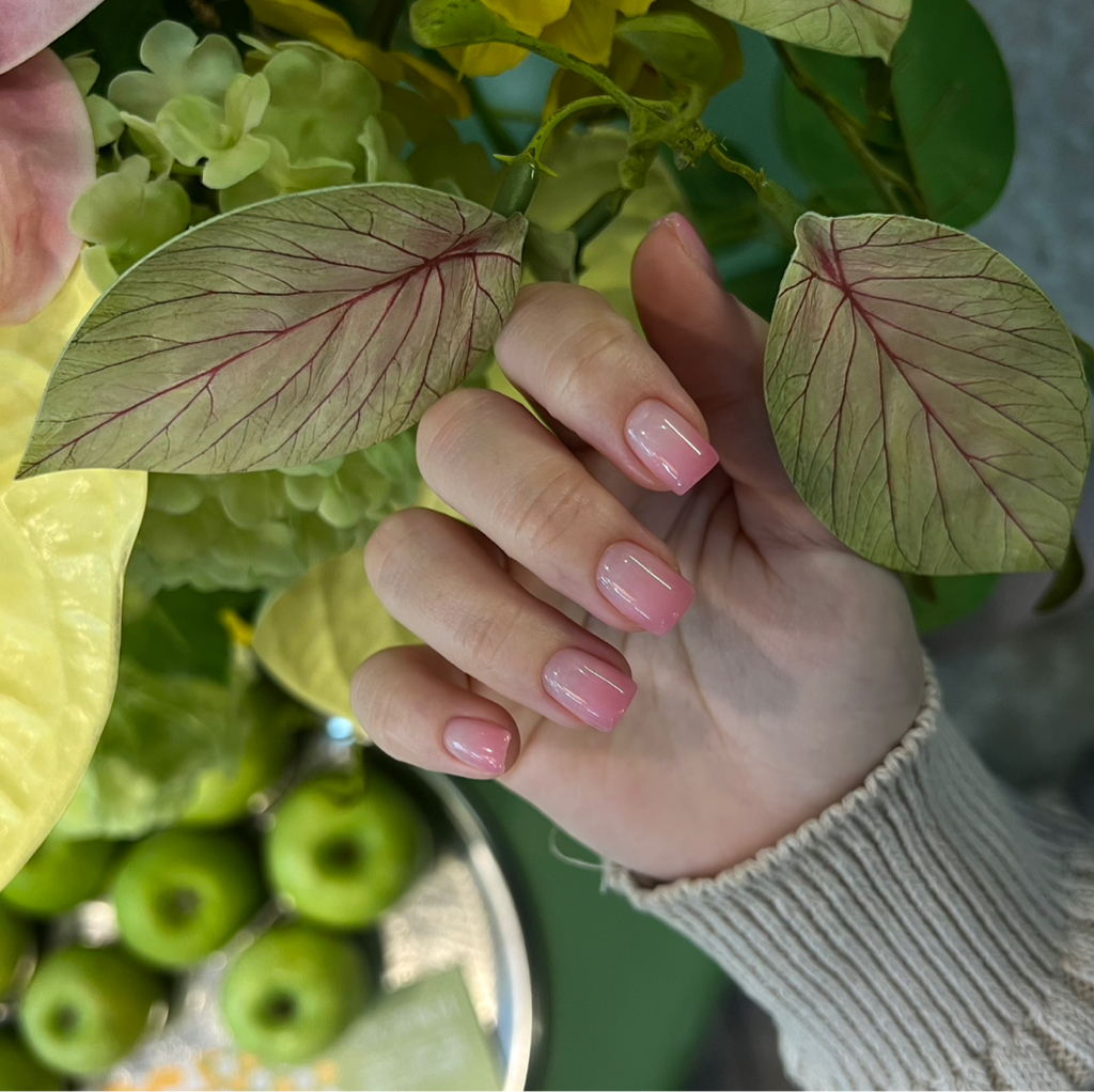 Маникюр + укрепление + покрытие гель-лак