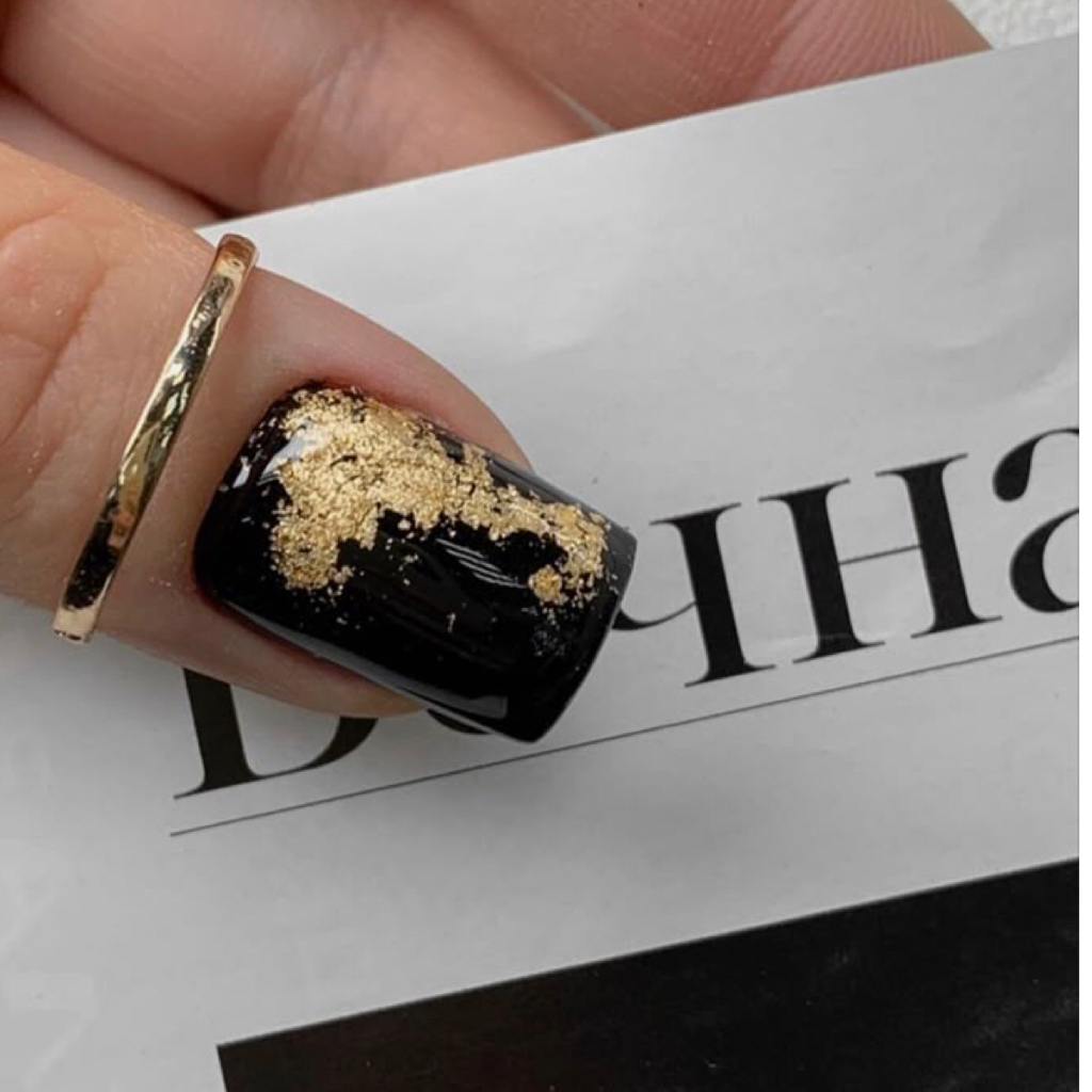 дизайн на ногтях (фольга,наклейки,стемпинг)