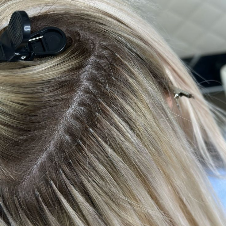 Консультация по наращиванию волос