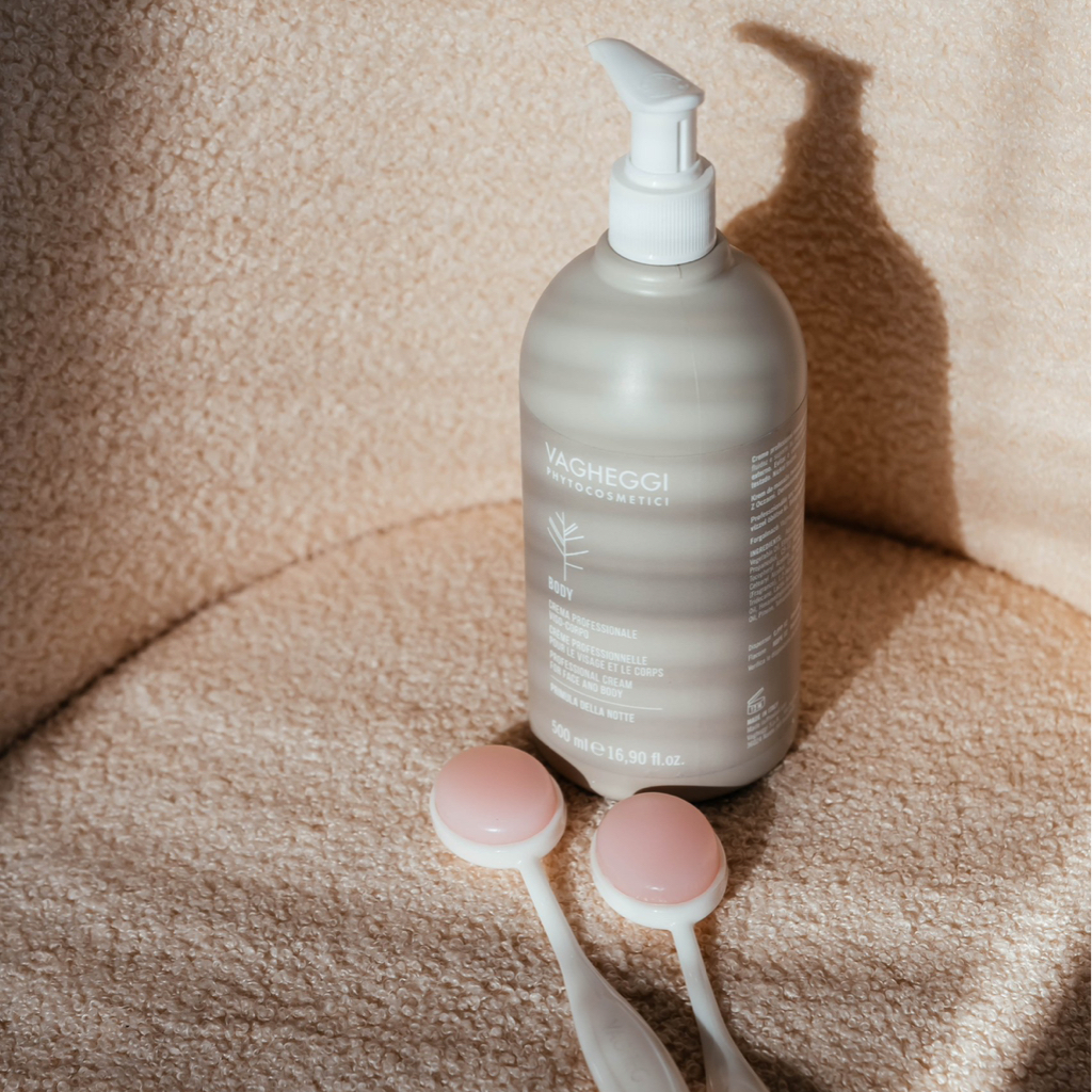 Массаж лица «Royal Contour: вакуумный лифтинг + Гуаша-скульптурирование»