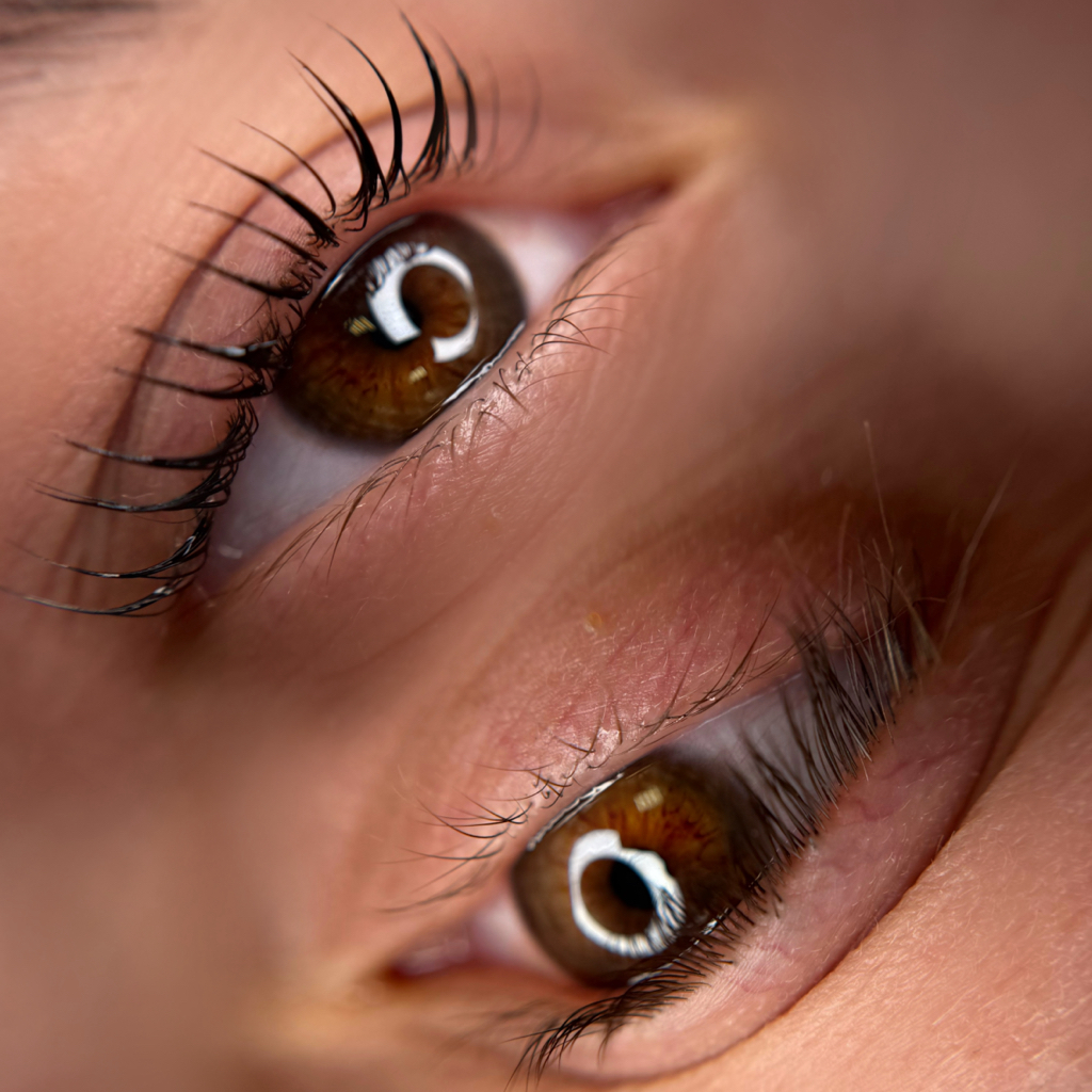 Ламинирование ресниц