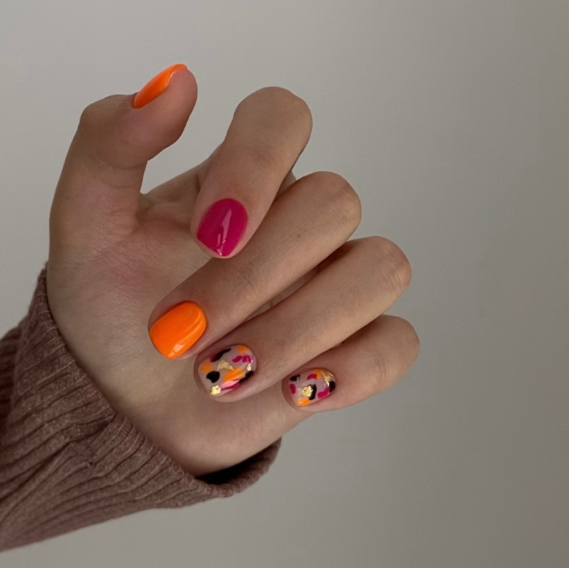 Пилочный маникюр с покрытием гель-лак