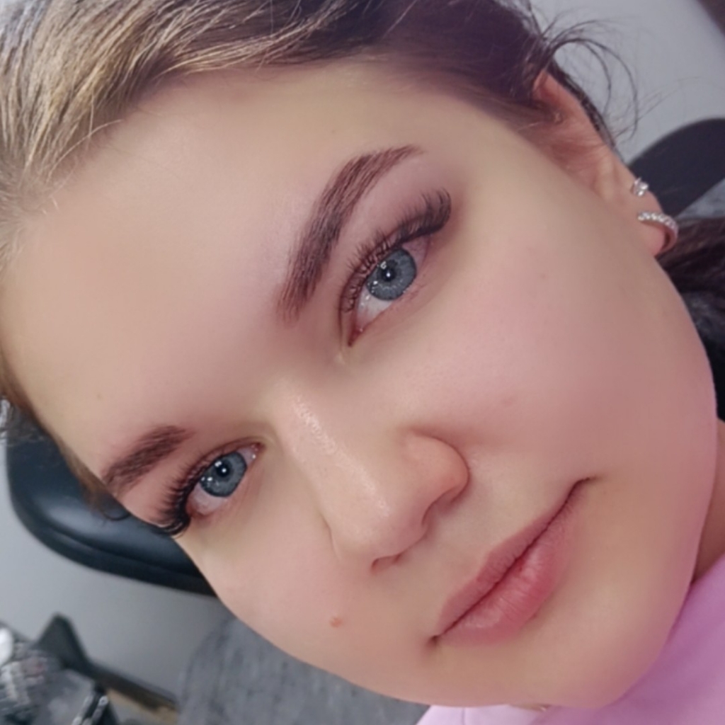 Наращивание ресниц 1.5 Д