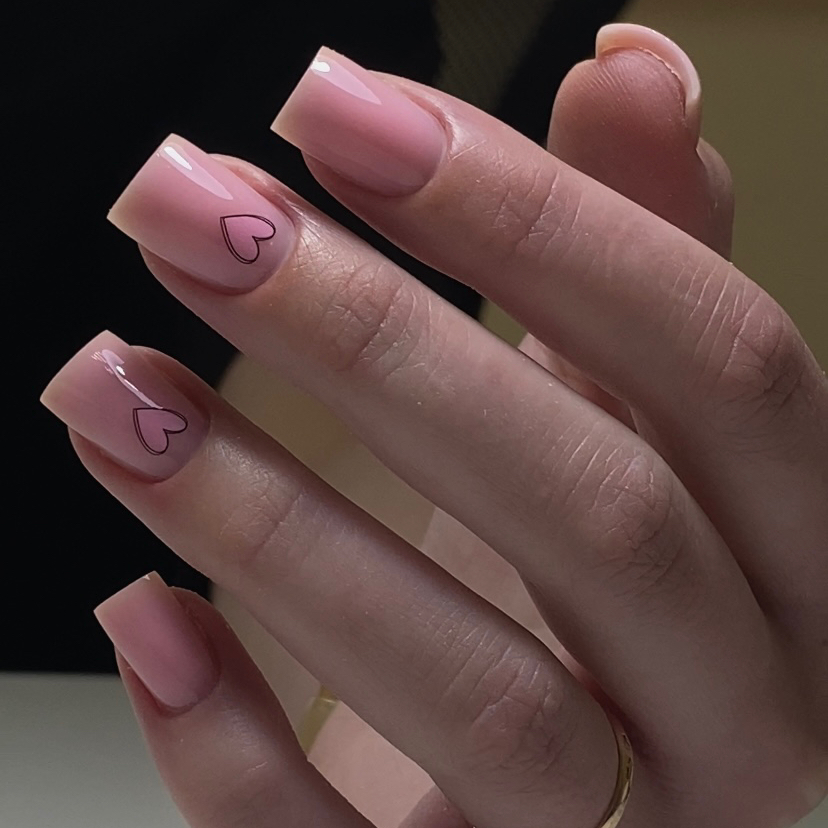 Маникюр с покрытием