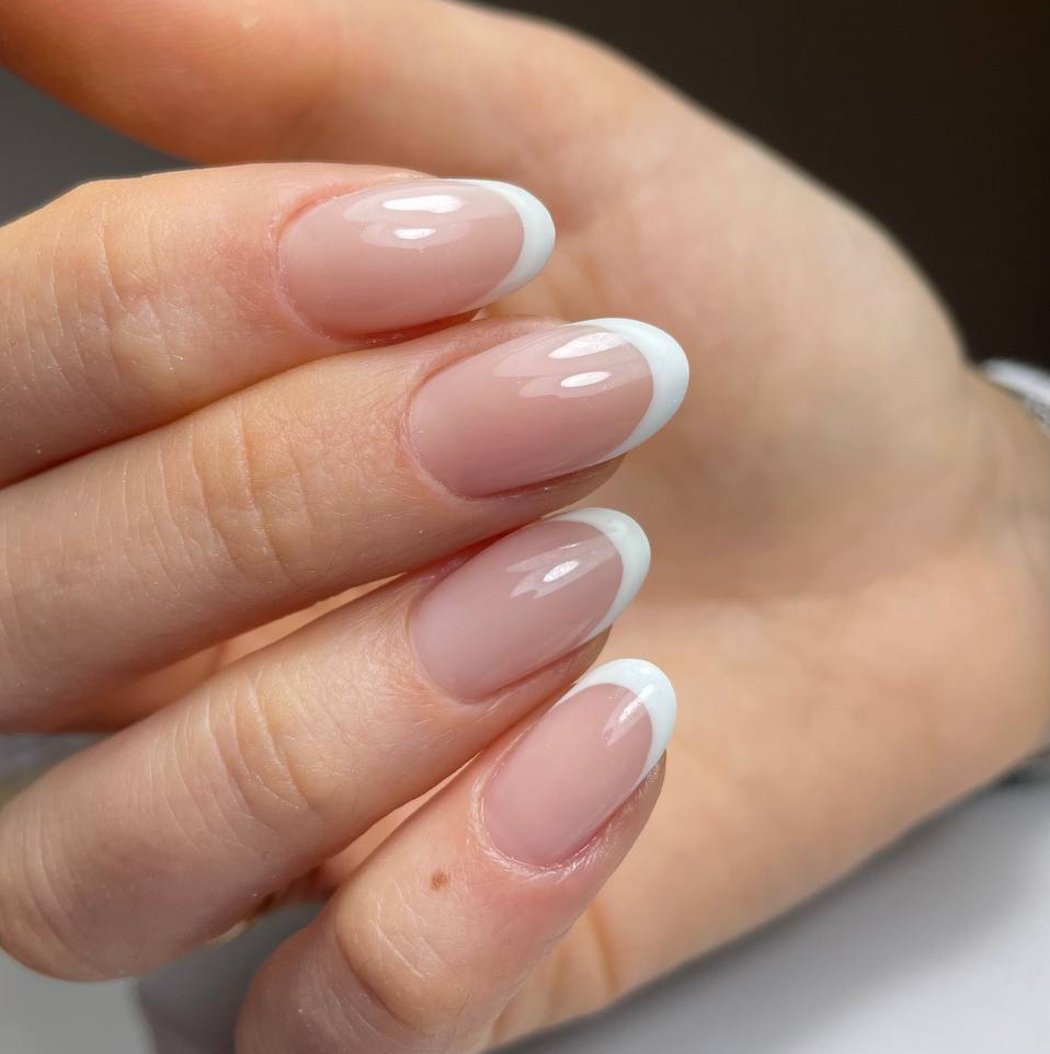 МАНИКЮР С ПОКРЫТИЕМ, ФРЕНЧ