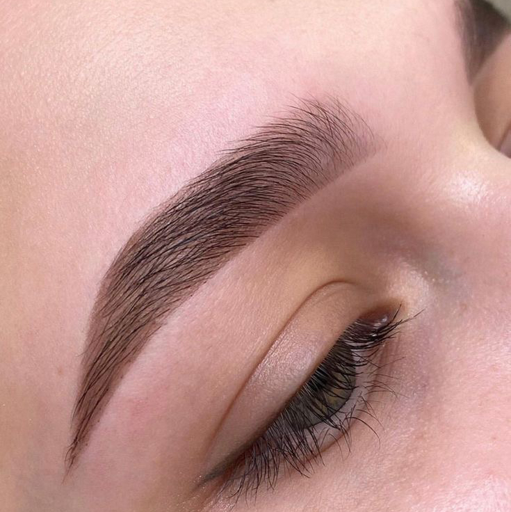 Окрашивание бровей без коррекции