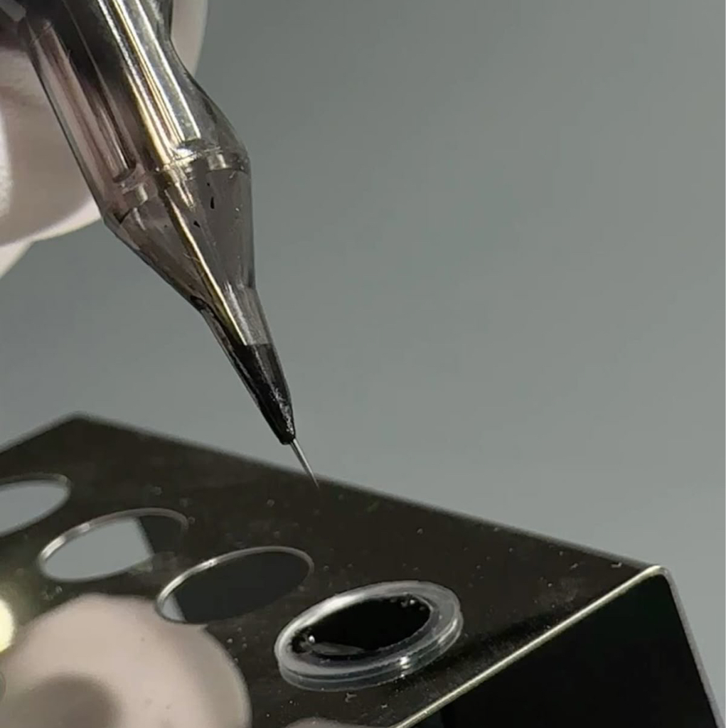 Коррекция теневой растушевки бровей