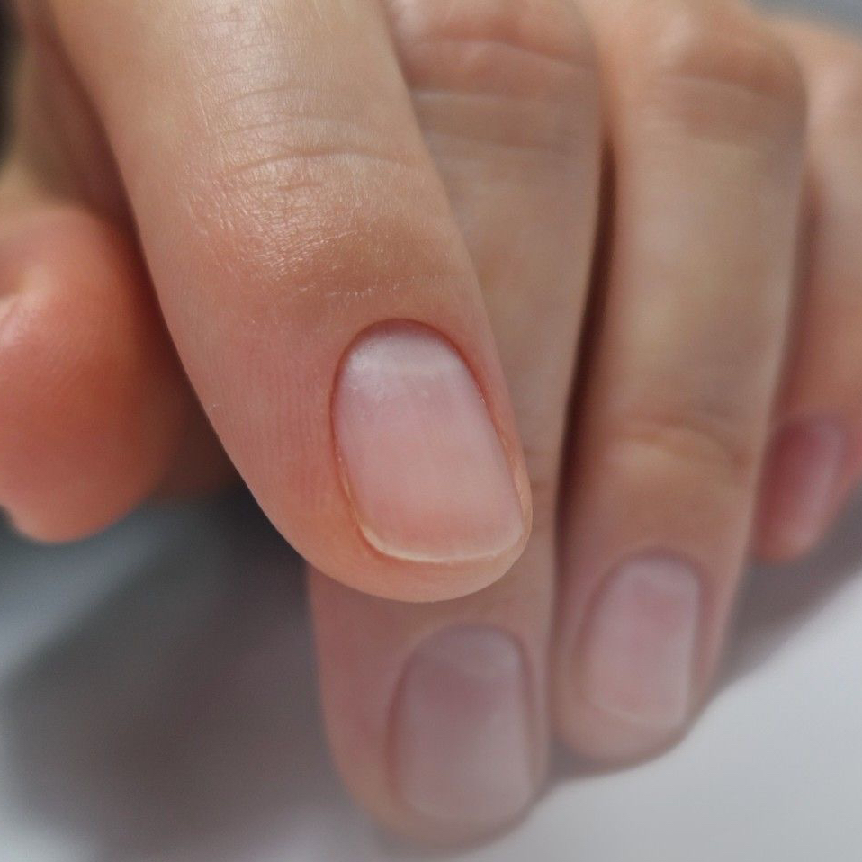 Гигиенический маникюр без покрытия