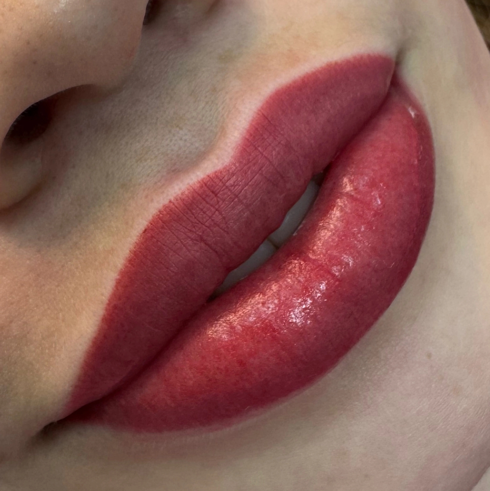 Перманентный макияж губ ТОП МАСТЕР