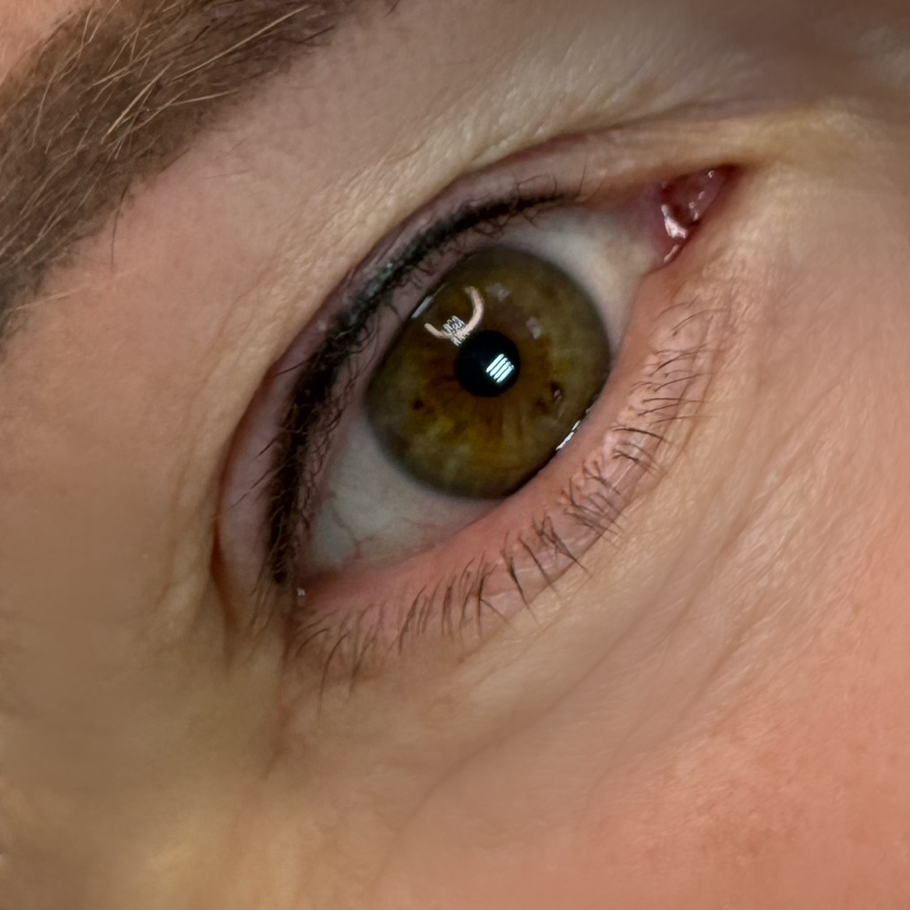 Перманентный макияж век - межресничка