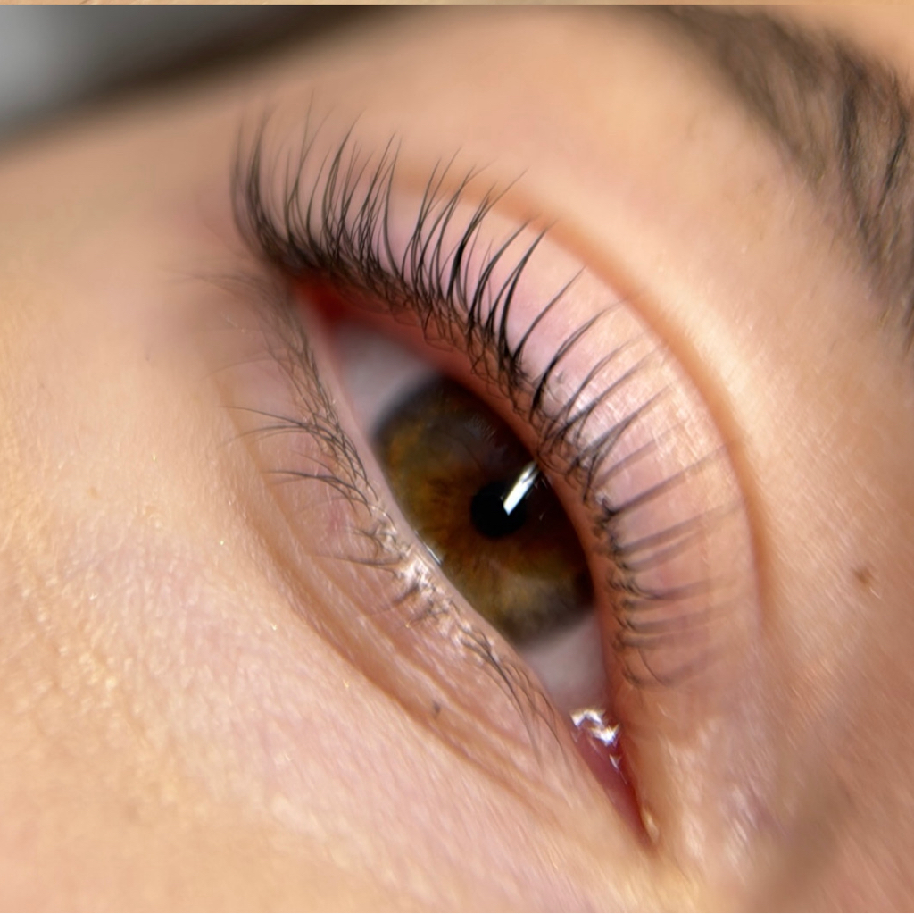 Ламинирование ресниц + уход