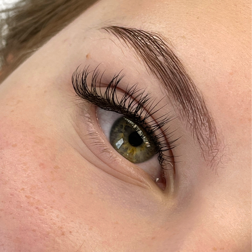 LASH Наращивание ресниц КЛАССИКА