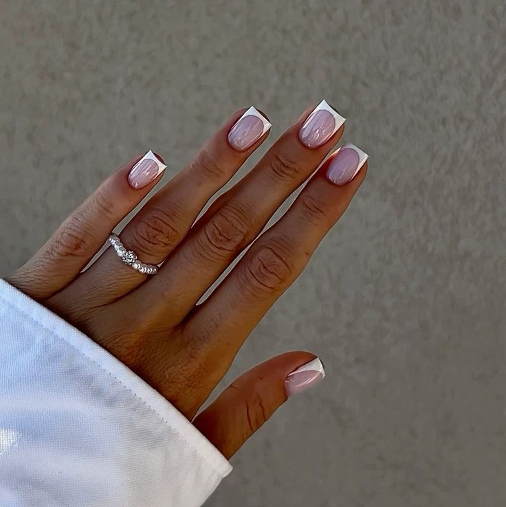 Маникюр с покрытие гель-лаком +укрепление гелем+френч