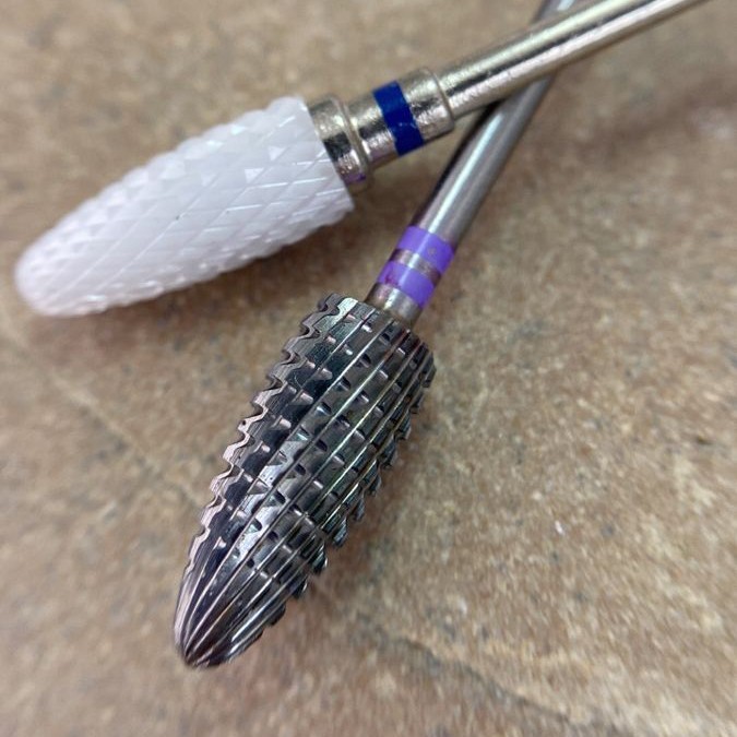 Снятие нарощенных ногтей