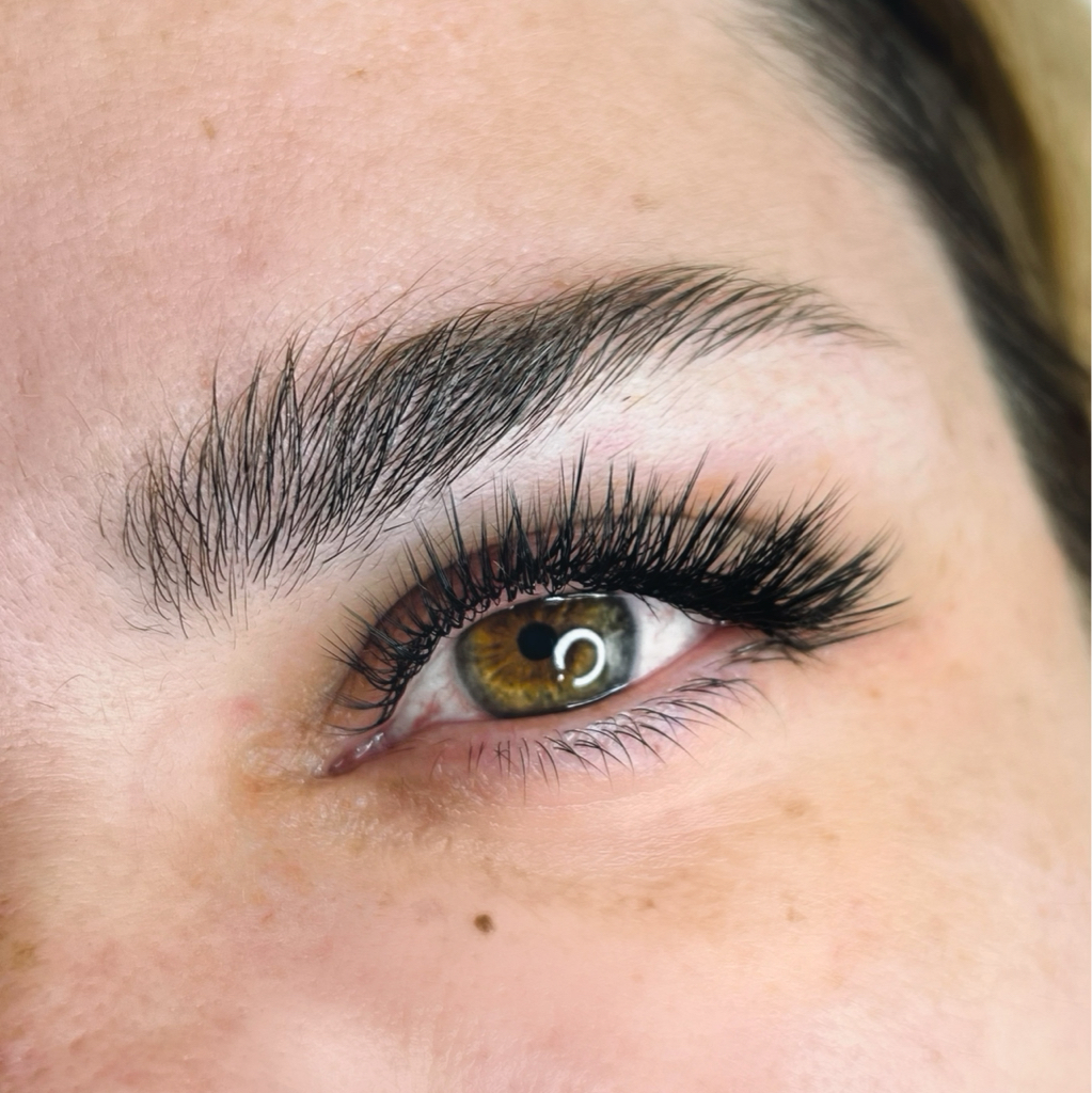 наращивание ресниц 1,5D