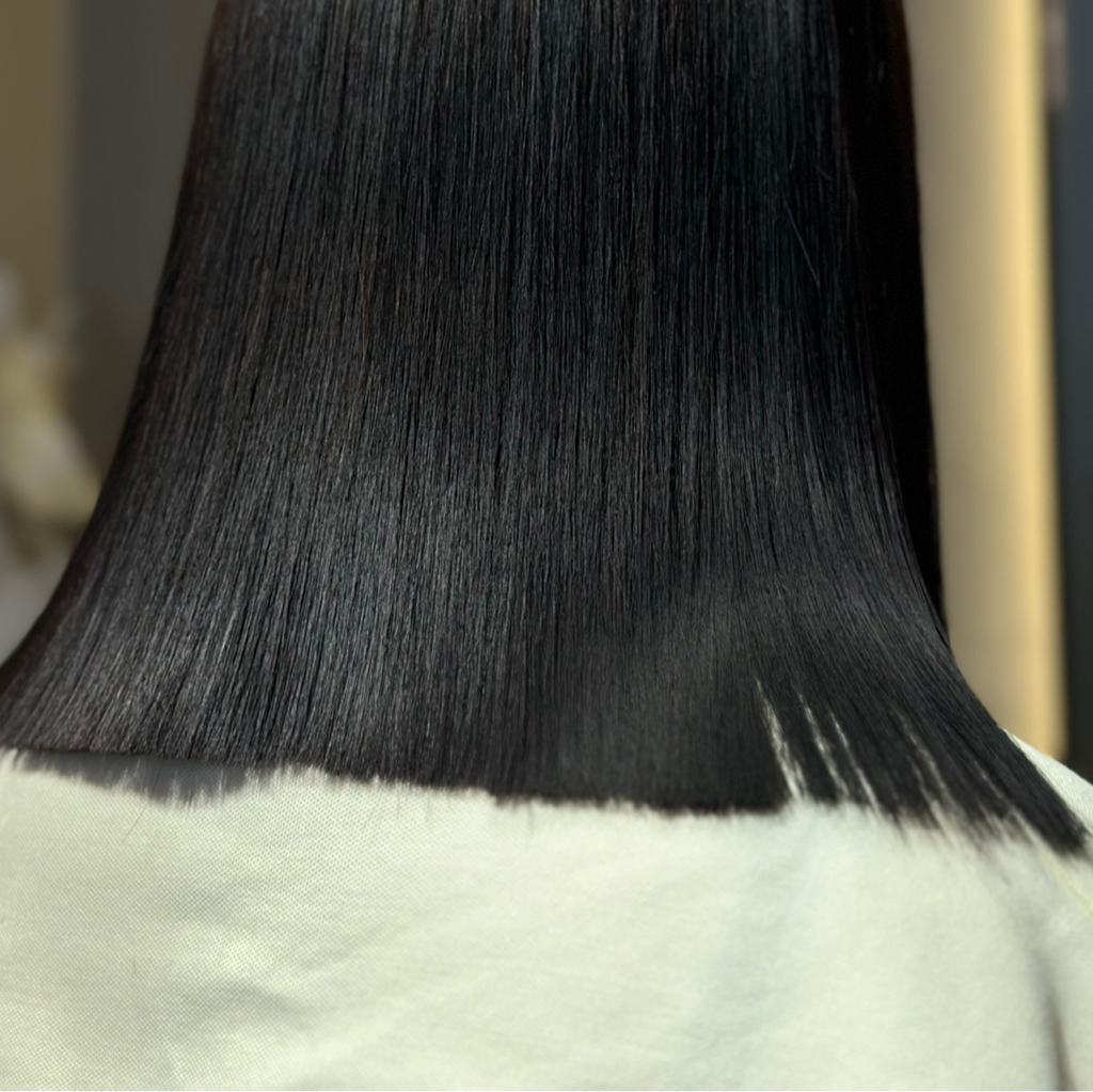 Стрижка кончиков + легкий уход + мытье ( отдельная процедура)