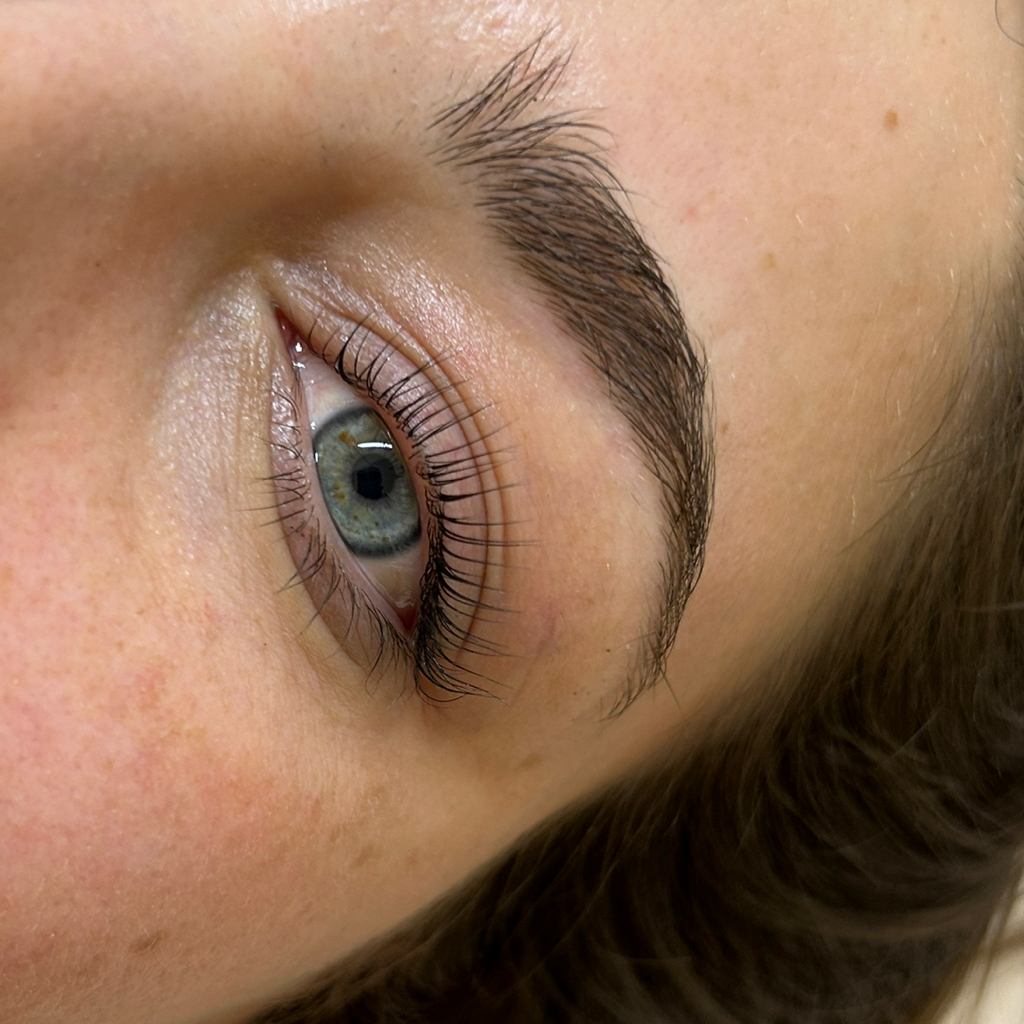 Комплекс 2(Ламинирование ресниц|окрашивание ресниц|уход)