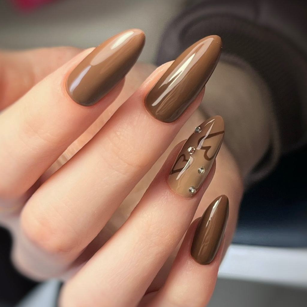 Наращивание ногтей (средняя длинна)