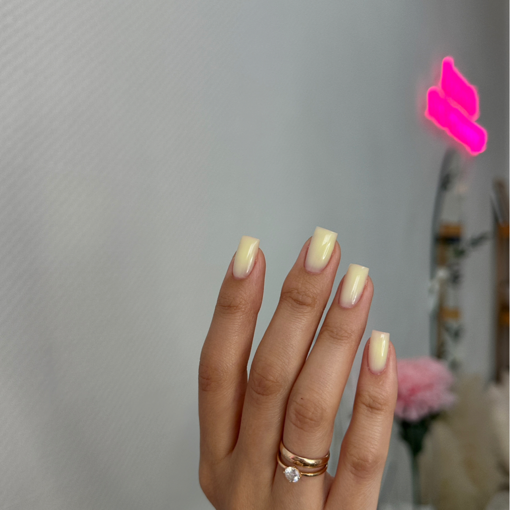 Комплекс: снятие+маникюр+однотонное покрытие гель-лаком+моделирование гелем/укрепление  СПА-уход для ручек ✨