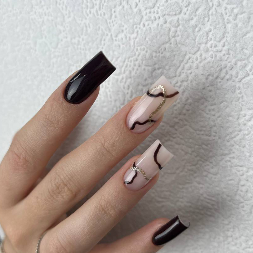 Коррекция нарощенных ногтей