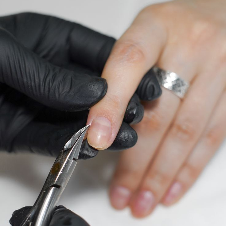 Маникюр без покрытия