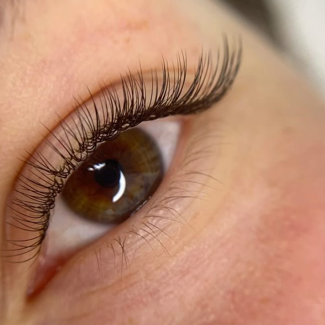 Наращивание ресниц (Классика)