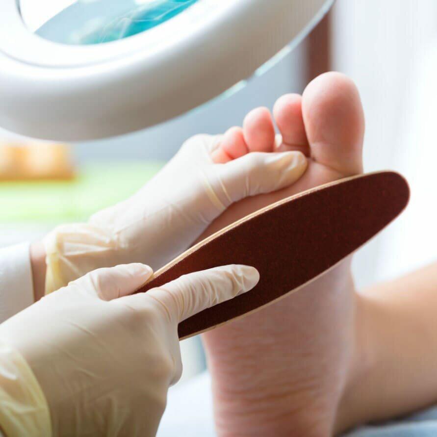 Педикюр Аппаратный,комбинированный без покрытия