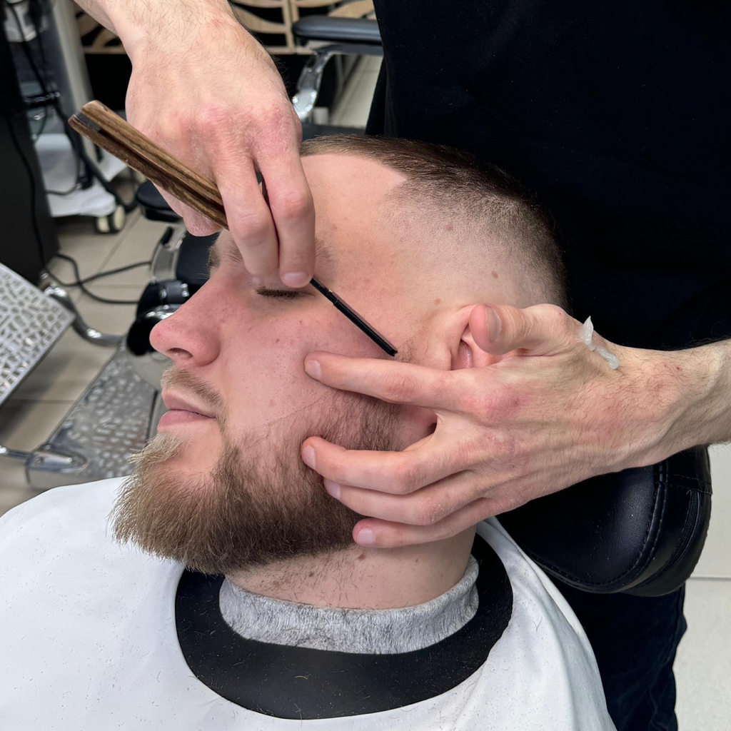 Бритье опасной бритвой