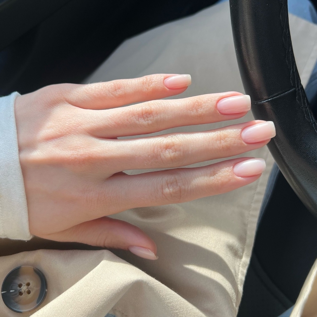 Маникюр с укреплением