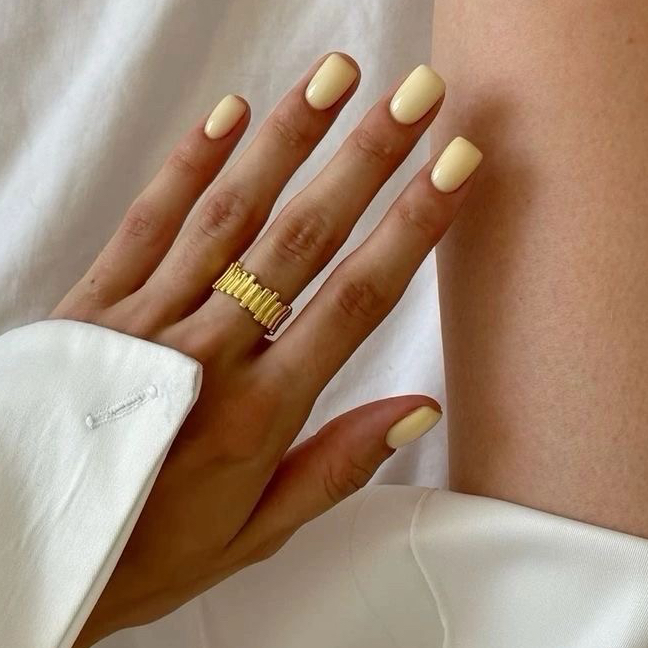 Маникюр + укрепление гелем + покрытие однотонное