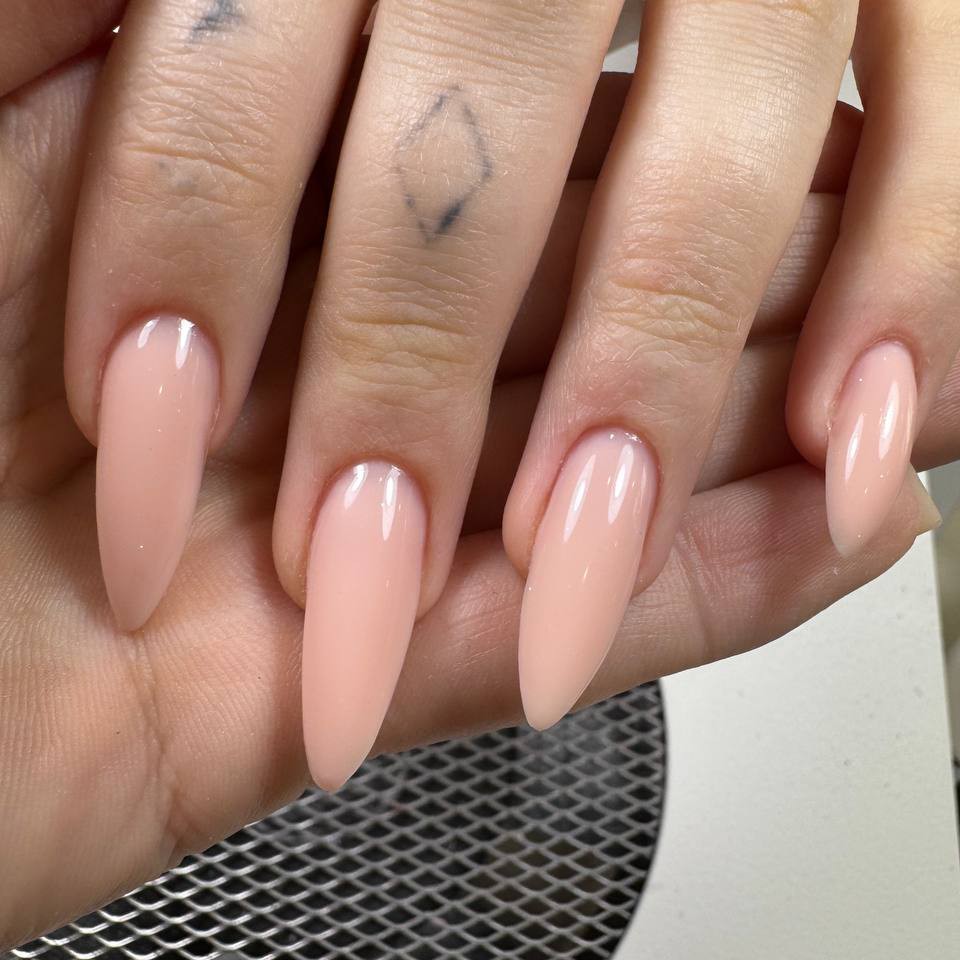 МАНИКЮР С ПОКРЫТИЕМ +АРХИТЕКТУРА (УКРЕПЛЕНИЕ)