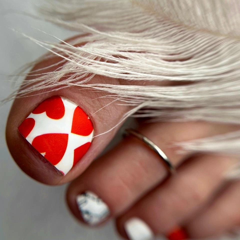 педикюр пальцы покрытие пленки